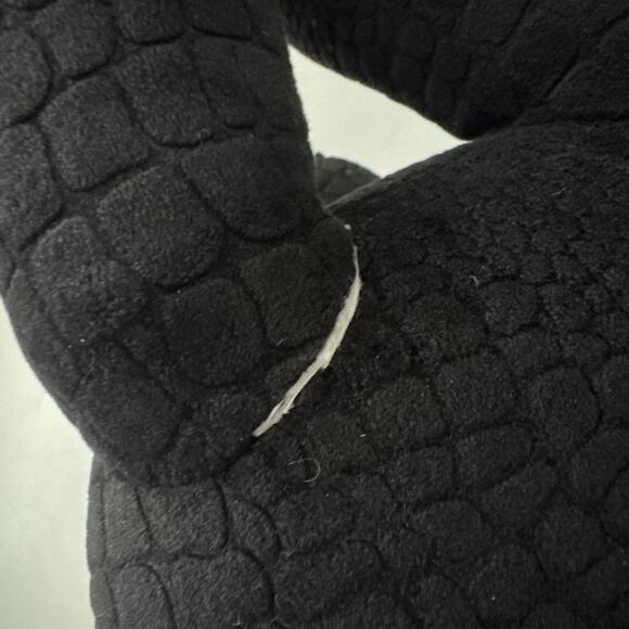 Build A Bear How To Train Your Dragon 15" Toothless Black Plush With Wings BAB - Picture 8 of 9